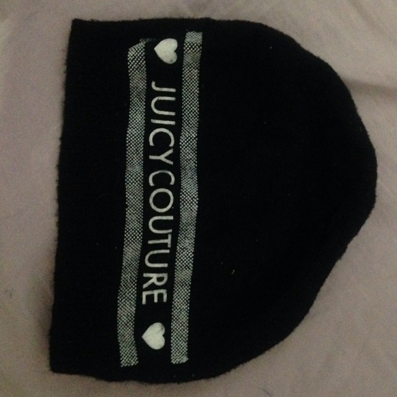 Juicy couture winter hat - black and white