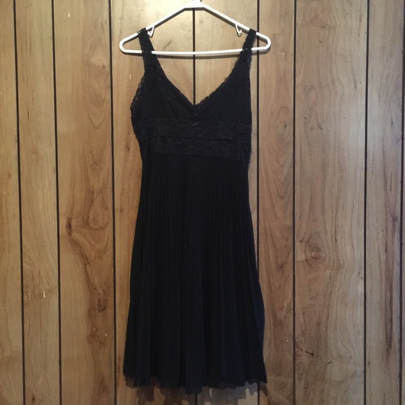 Forever 21 Sexy Pleated Sheer Dress👗