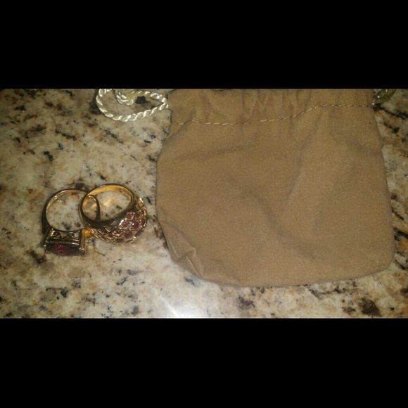 Sold🎡GOLD RINGS BUNDLE - Picture 4 of 4