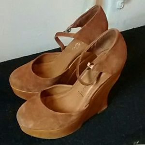 ⚡✌⚡Jeffrey Campbell suede platforms