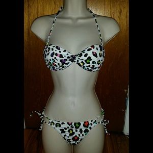 ❌SOLD❌ Victoria's Secret Animal Print Bikini Set XS - New