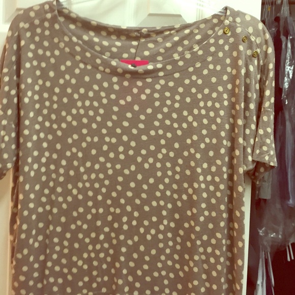 Brown with tan polka dot Loft tee