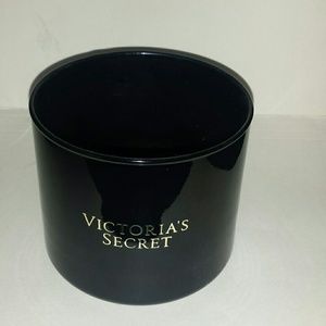 VS Pink Musk...IN SEARCH OF