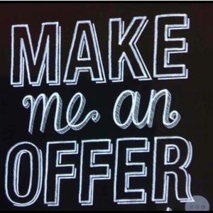 Make me an offer ladies 💃 I don't bite