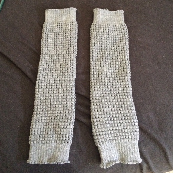 LEG WARMERS
