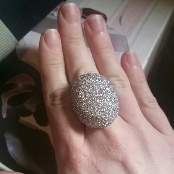 925 silver ring with cz stones