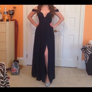 Gorgeous navy blue gown