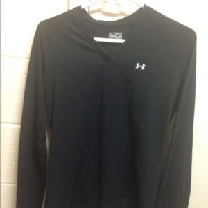 Black Under Armour long sleeve shirt