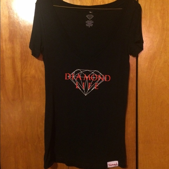 Diamond Life v-neck