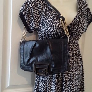 GUESS Black Leather Shoulder Bag