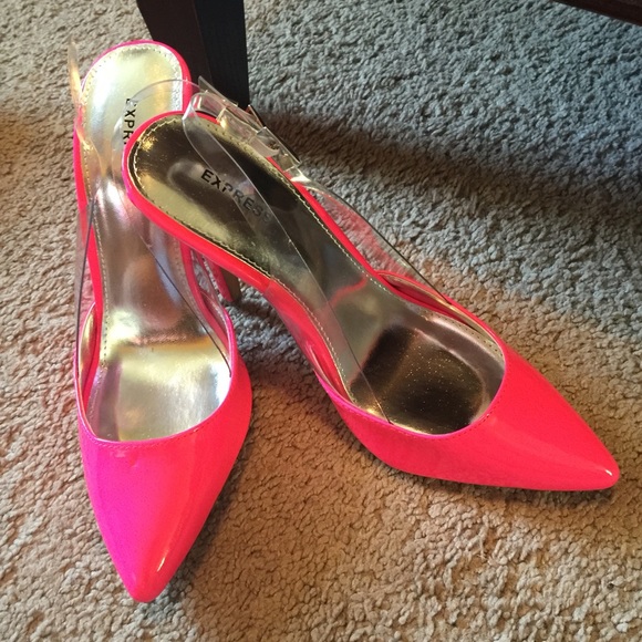 Express Heels - Picture 1 of 4