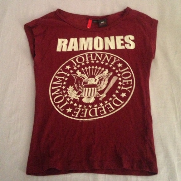 Ramones Graphic Tee