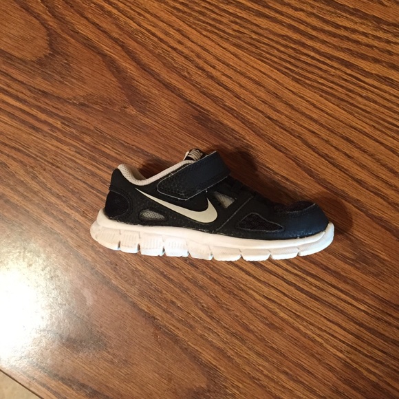 Toddler Nike shoes