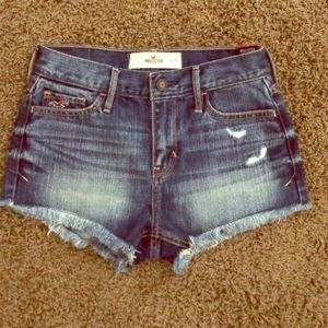 High waisted Hollister shorts size 1 or 25 waist