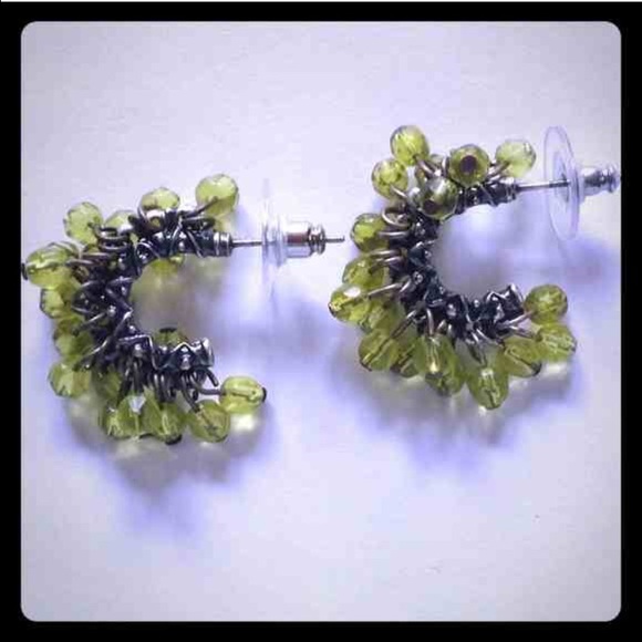 💖2 for $10💖
 earring with citrus color beads - Picture 1 of 4