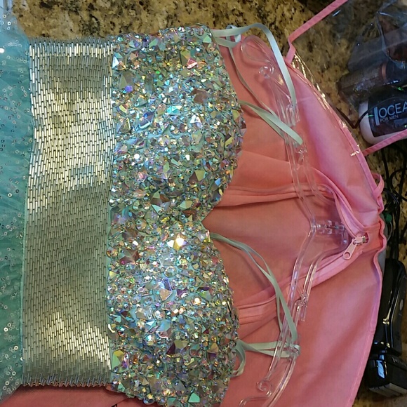 Prom/ formal dress turquoise - Picture 2 of 4