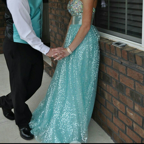 Prom/ formal dress turquoise - Picture 4 of 4