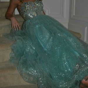 Prom/ formal dress turquoise