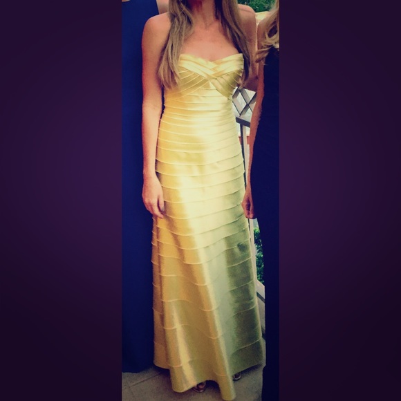 BCBG yellow tiered fabric formal gown