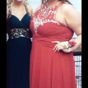 Would anyone want my prom dress??