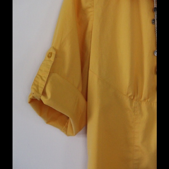 Golden yellow top - Picture 3 of 3