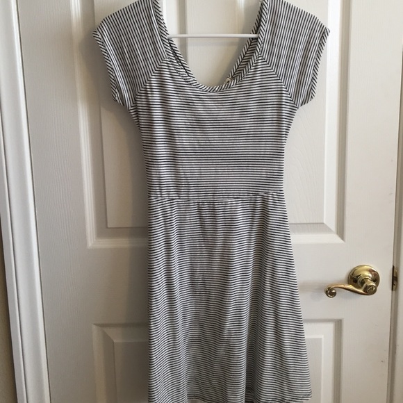 LA hearts black and white striped dress - Picture 2 of 3