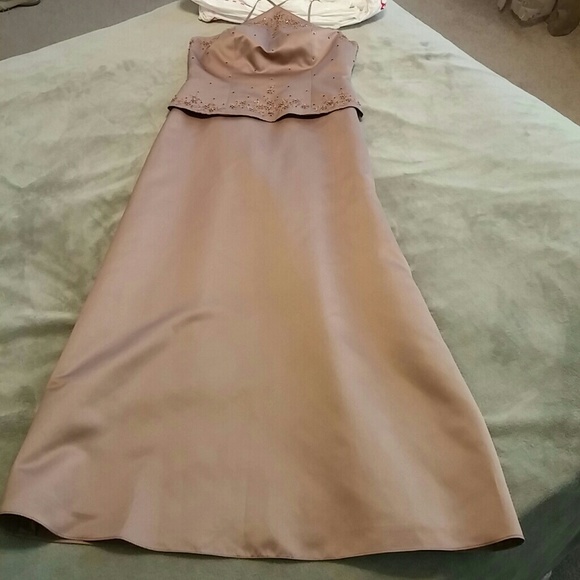 David's Bridal dress mouve to a pinkish brown