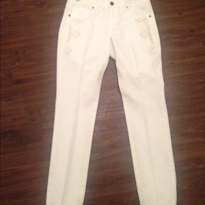 White American Eagle Skinny Jeans - Aztec Print