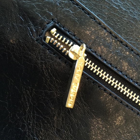 Tory Burch Crossbody - Picture 3 of 4