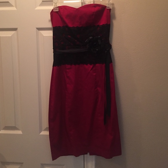 Red cocktail dress black lace