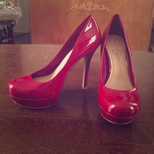 Jessica Simpson shiny red heels