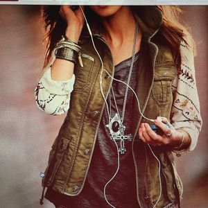 FP linen army jacket.