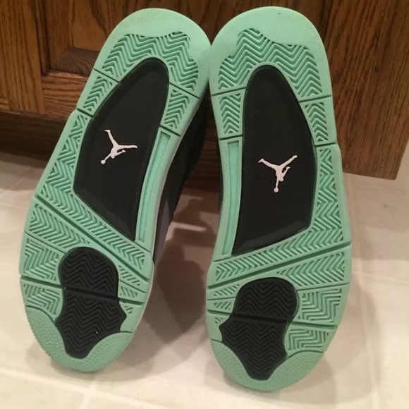 Jordan Green Glow 4's - Picture 3 of 4
