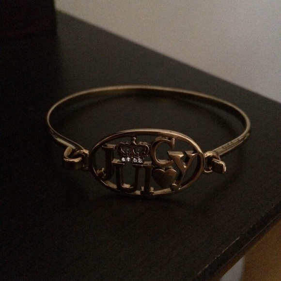 Juicy Couture Gold Bracelet - Picture 2 of 4