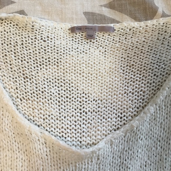 Gap Spring Sweater - Picture 2 of 2