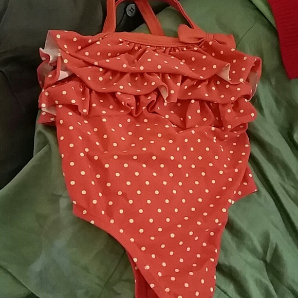 Bathing suit