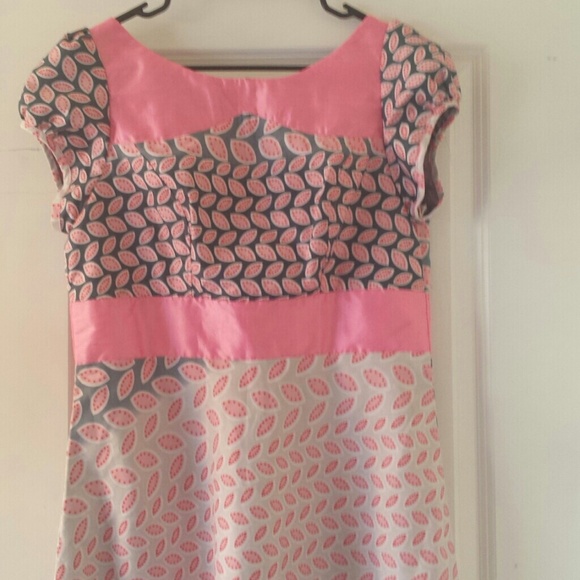 Dress - Picture 2 of 3