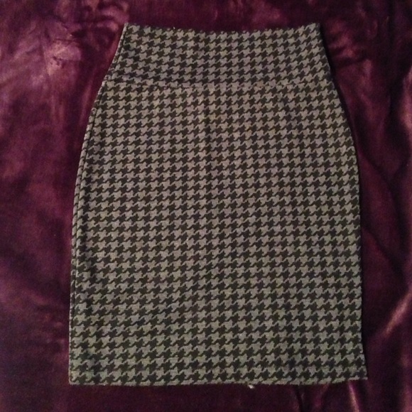 High waisted print skirt