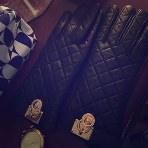 Michael Kors black gloves