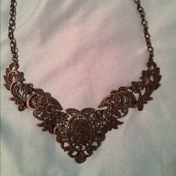Victorian style black necklace. - Picture 1 of 2