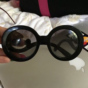 PRADA SHADES