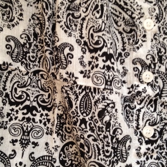  Baroque pattern blouse - Picture 4 of 4