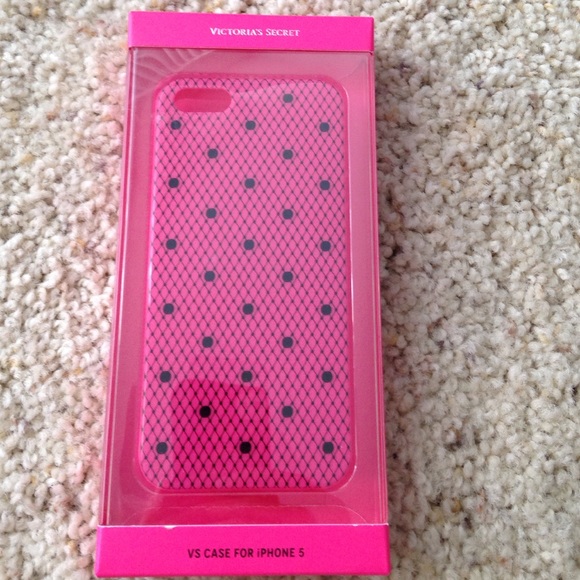 PINK Victoria's Secret Accessories - Brand new victoria secret phone case iphone 5