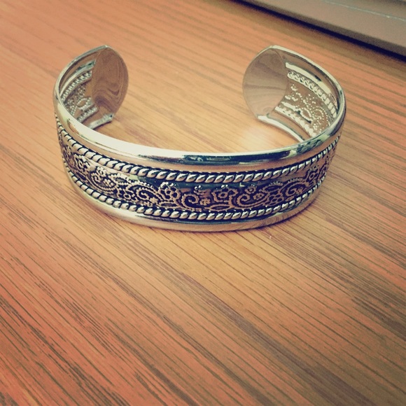 Lia Sophia Silver Bangle