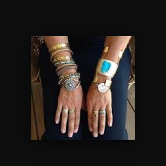 ❤️SOLD to friend❤️Vanessa Mooney Turquoise Cuff - Picture 4 of 4