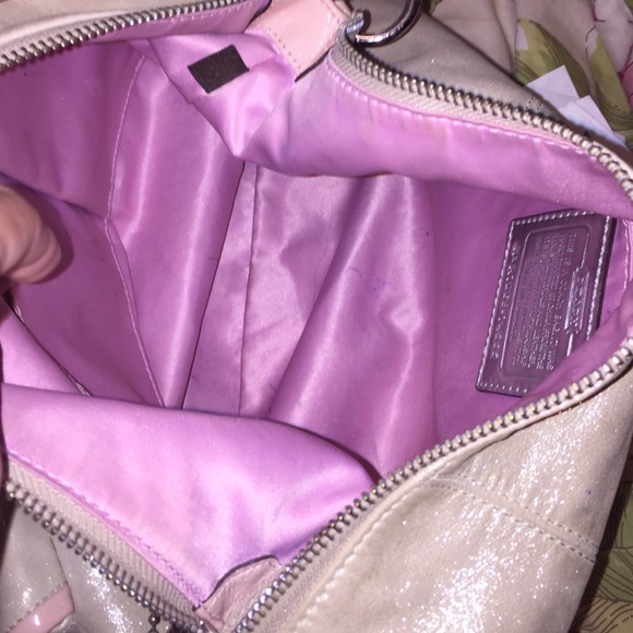 Coach purse - Picture 4 of 4