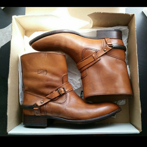 [SOLD]Frye Linsay Spur short Tan/cognac Size 11