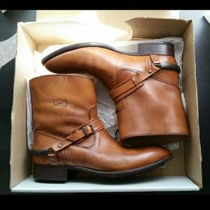 [SOLD]Frye Linsay Spur short Tan/cognac Size 11