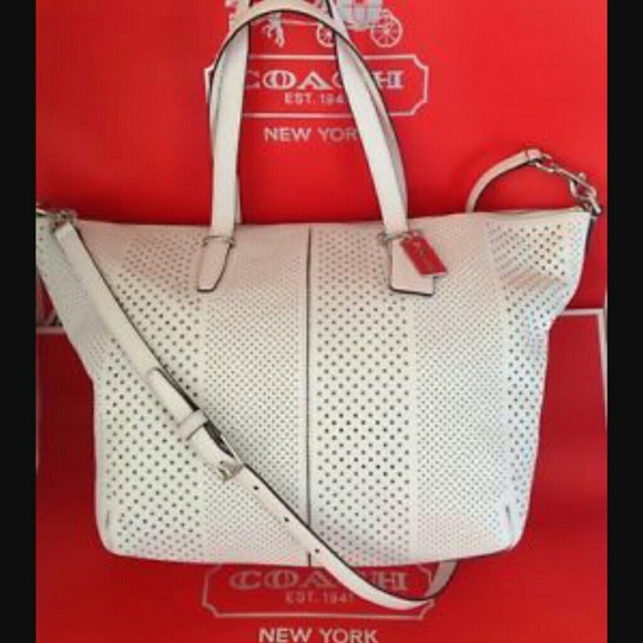 Coach Handbags - Flash sale! Lowest! New! Coach handbag!