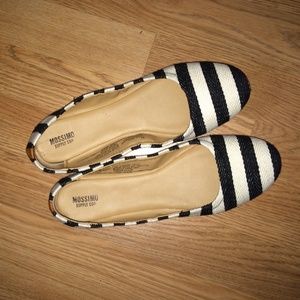 Striped ballet flats
